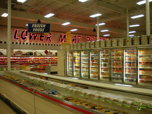 grocery aisle photo