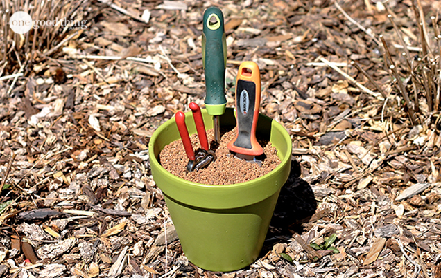 Garden-tool-holder-3