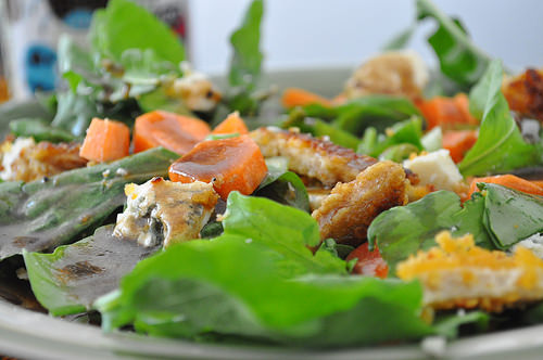 salad dressing packet photo