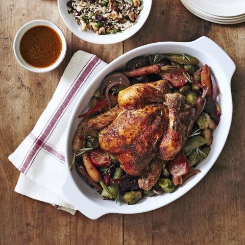 54f8f2b3e3cb7_-_slow-cooker-herbed-chicken-with-beets-and-brussels-1014