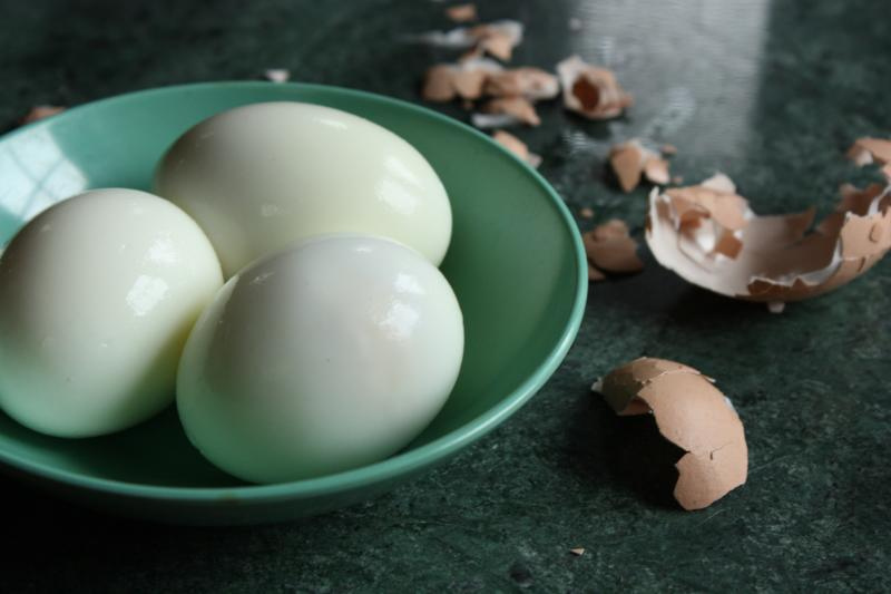 peeled egg photo