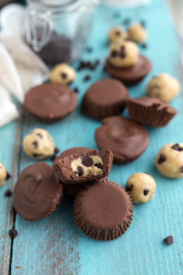 Cookie-Dough-Chocolate-Cups