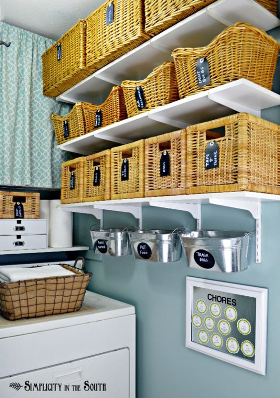 clever-ways-to-hide-clutter-8