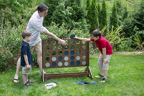 connect-four-backyard-game