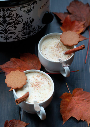 slow-cooker-gingerbread-pumpkin-lattes6