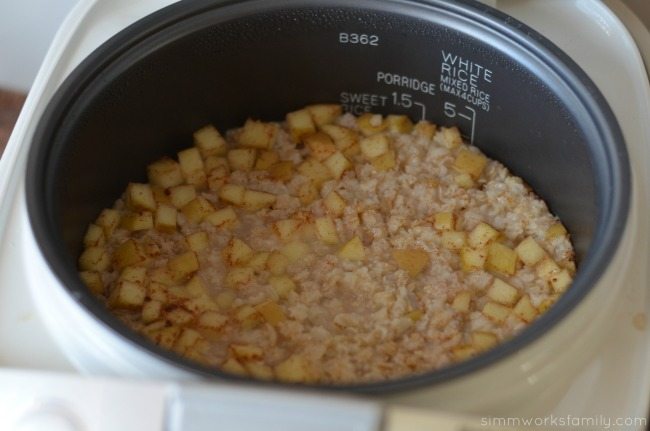 make-oatmeal-in-a-rice-cooker-cooked-oatmeal