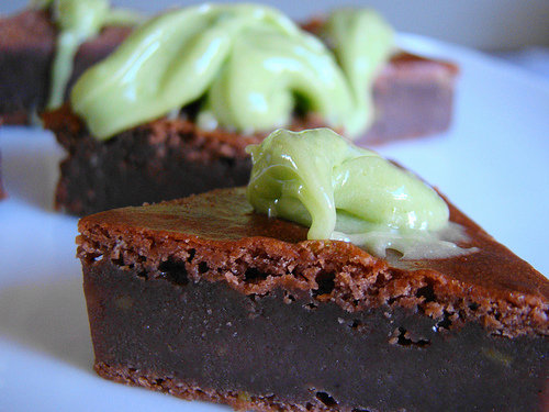 avocado baking photo