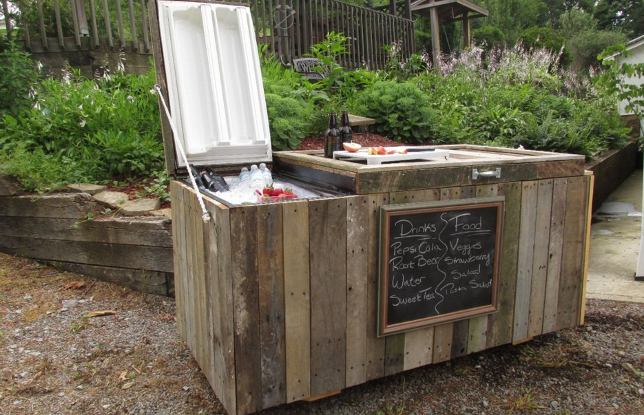 Turn An Old Refrigerator Into Cooler And Bar Simplemost
