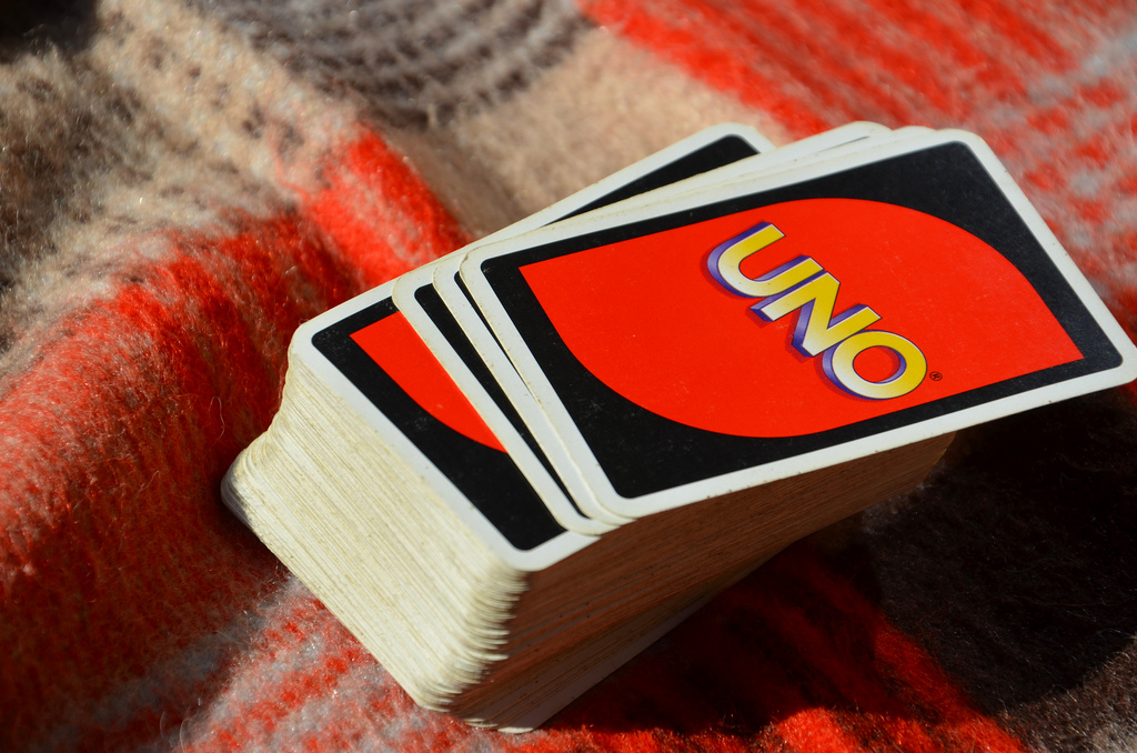 How To Play UNO Correctly Simplemost