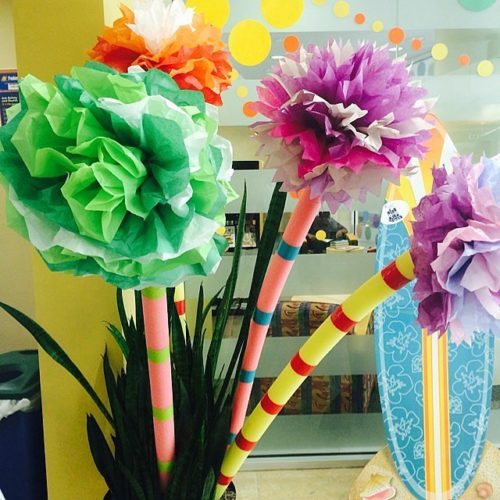 Pool-Noodle-Party-Flowers