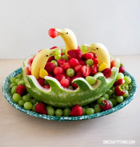 Dolphin-and-Fruit-Watermelon-Bowl--550x575