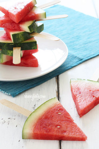 Fresh-watermelon-on-a-stick-550x825