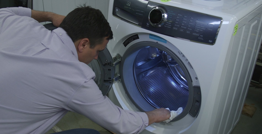 How do you clean mold out of a washing machine How To Clean A Washing Machine Simplemost