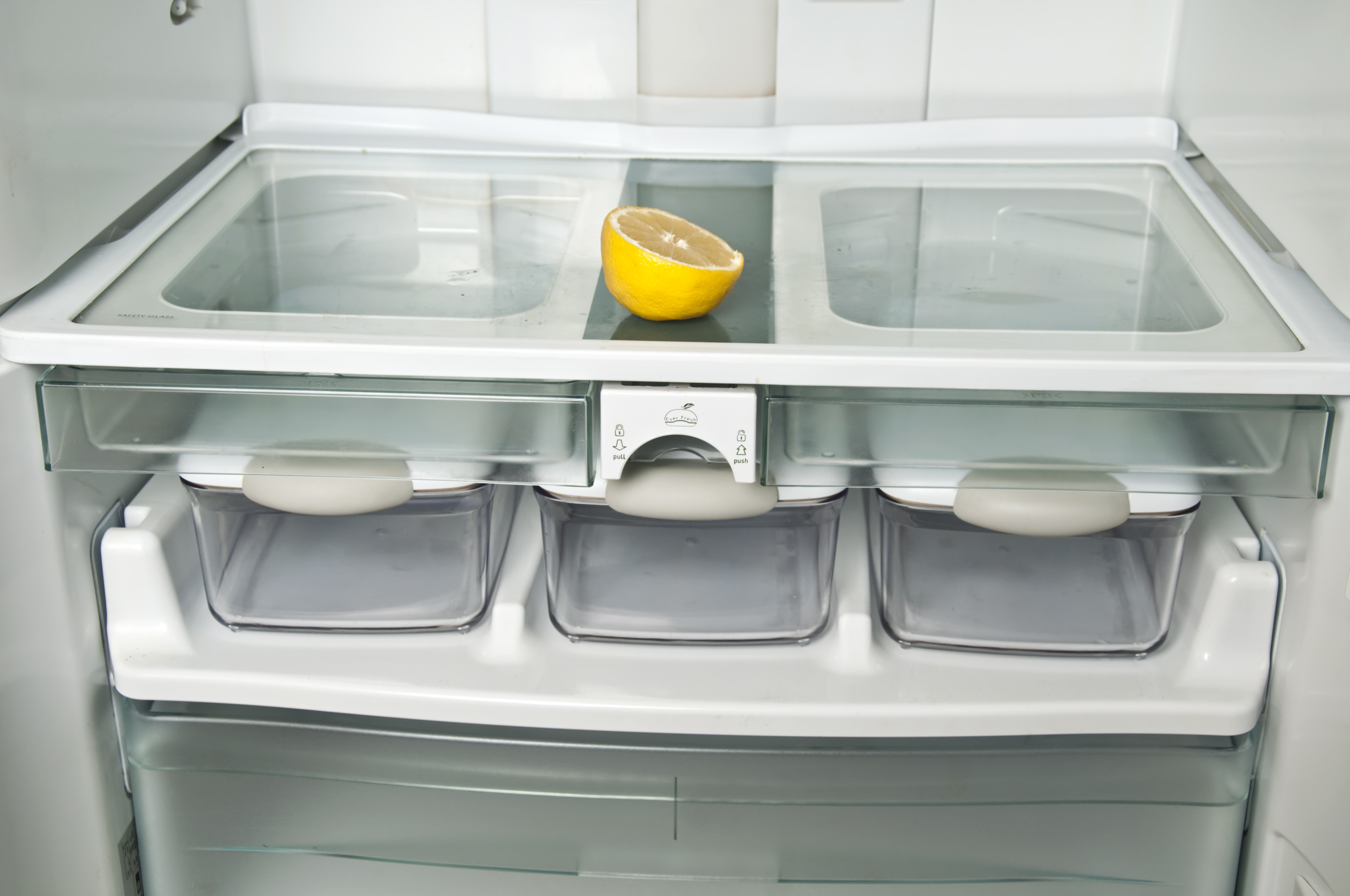 clean fridge lemons non toxic