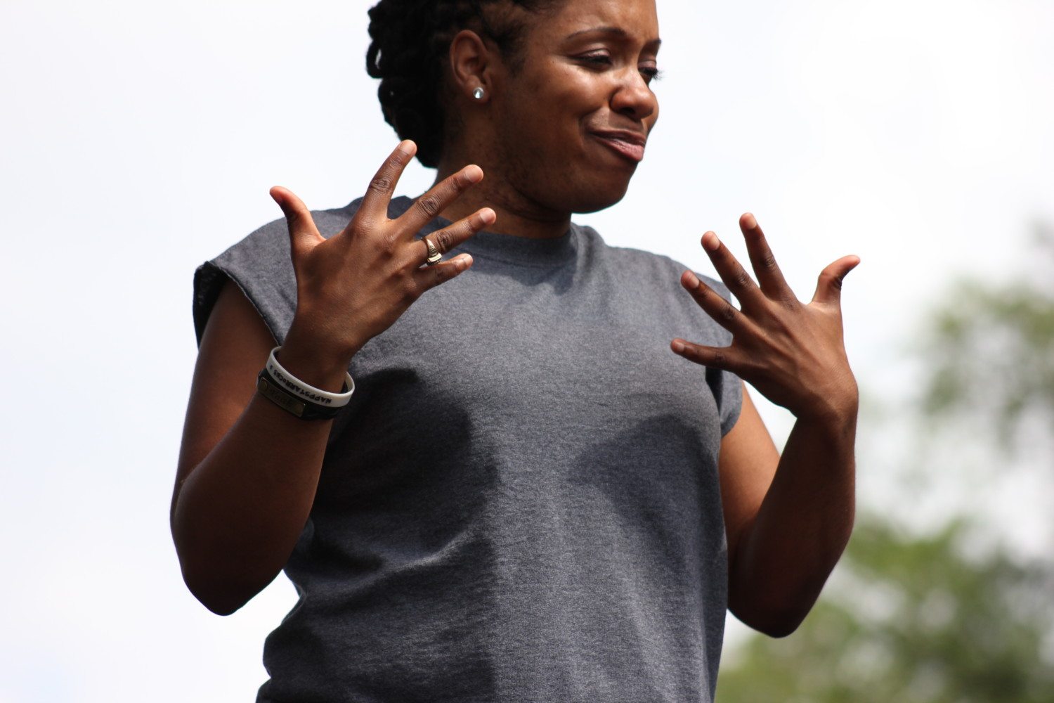 sign language interpreter photo