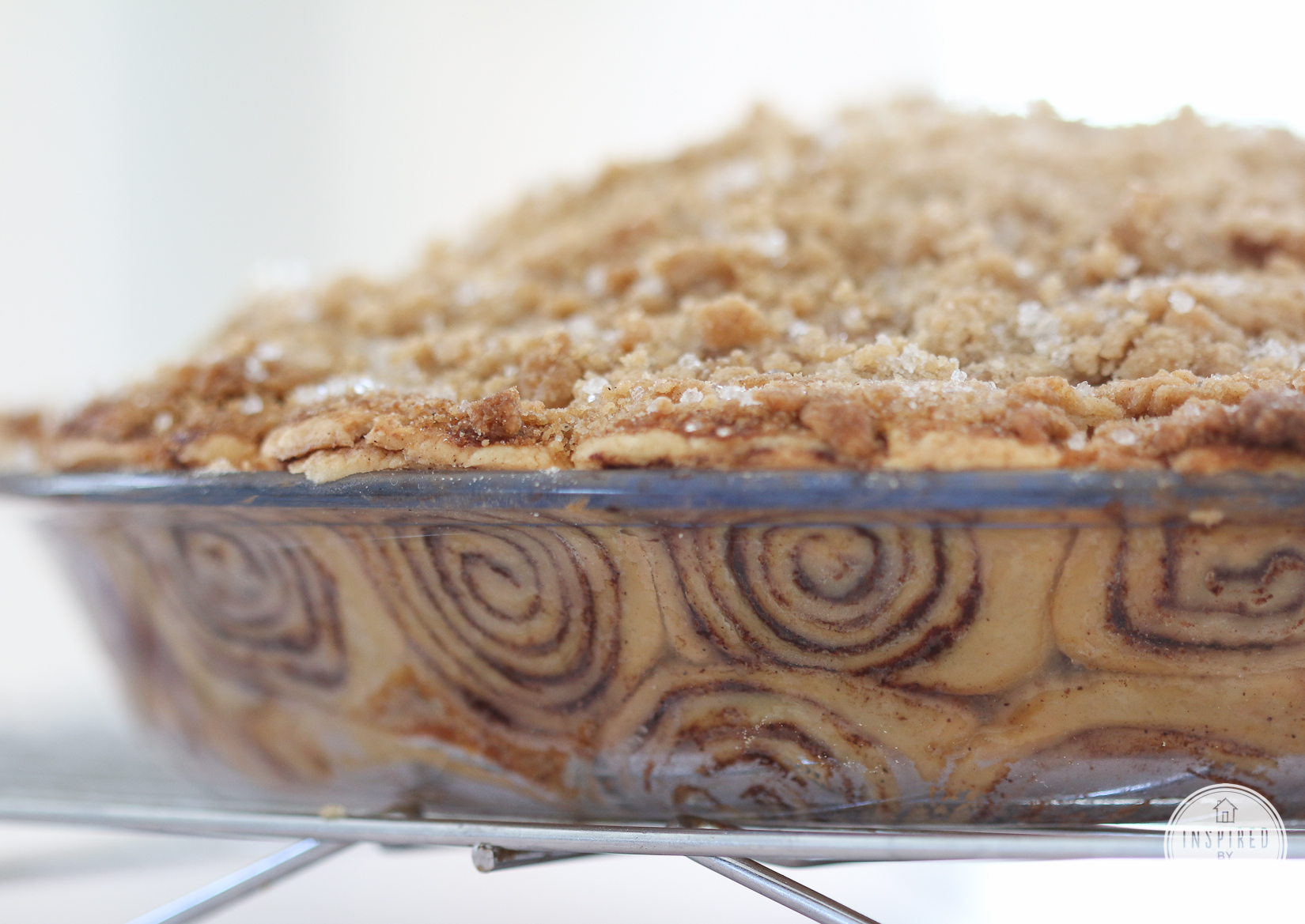Cinnamon Roll Pie Crust Will Be Your Holiday Hero - Simplemost