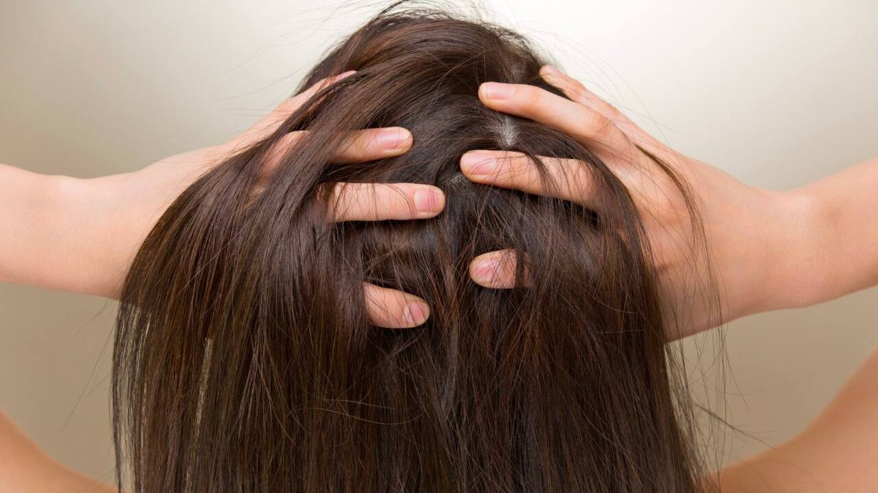 Why does my scalp hurt when my hair is dirty?