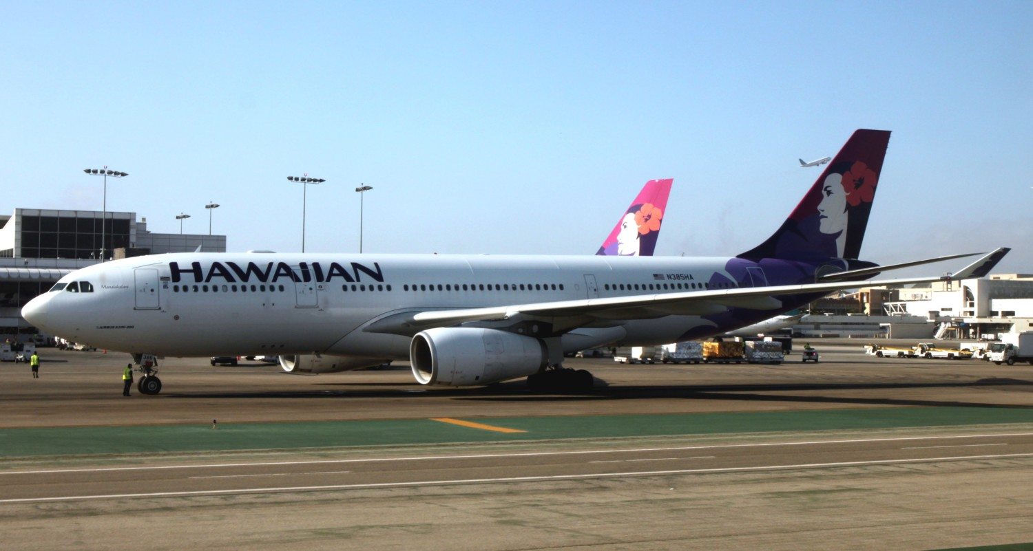 hawaiian airlines photo