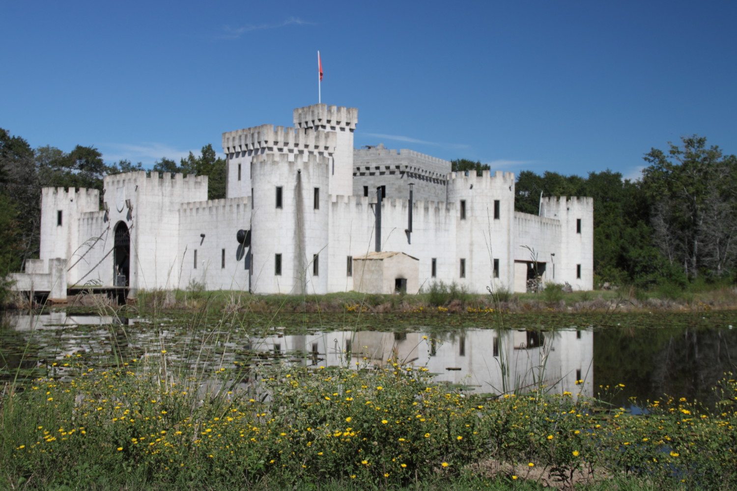 bellville castle photo