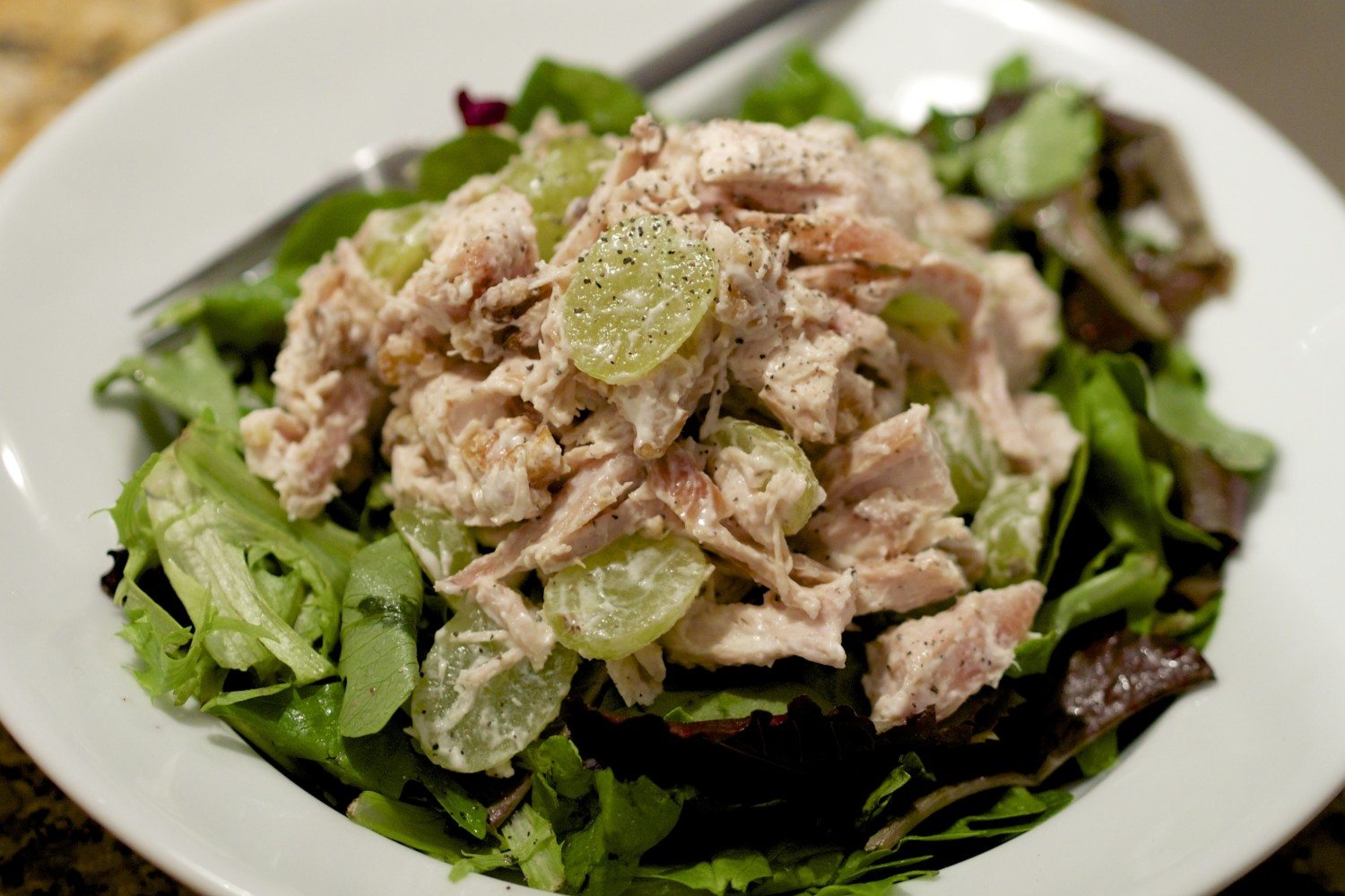 chicken salad with grapes photo