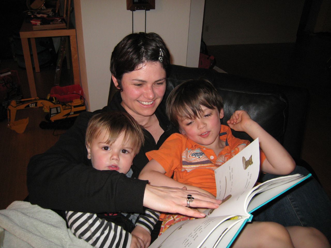 reading to children photo