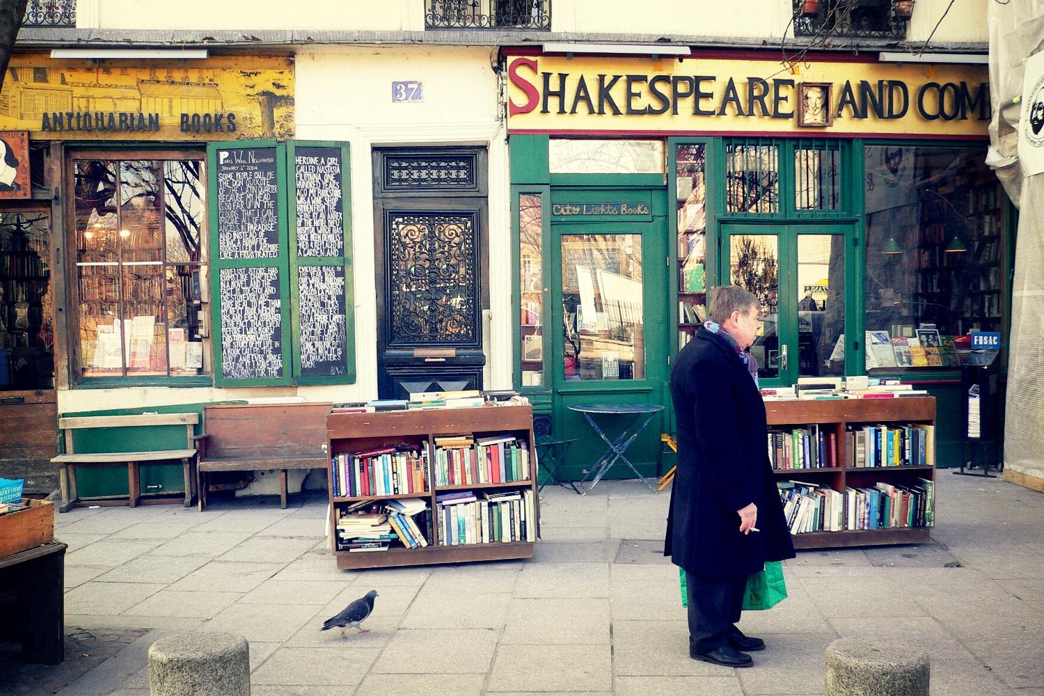 shakespeare and co photo