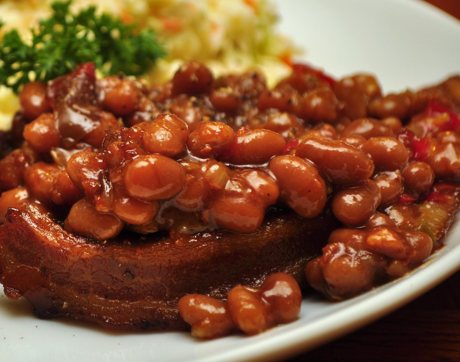 baked beans photo