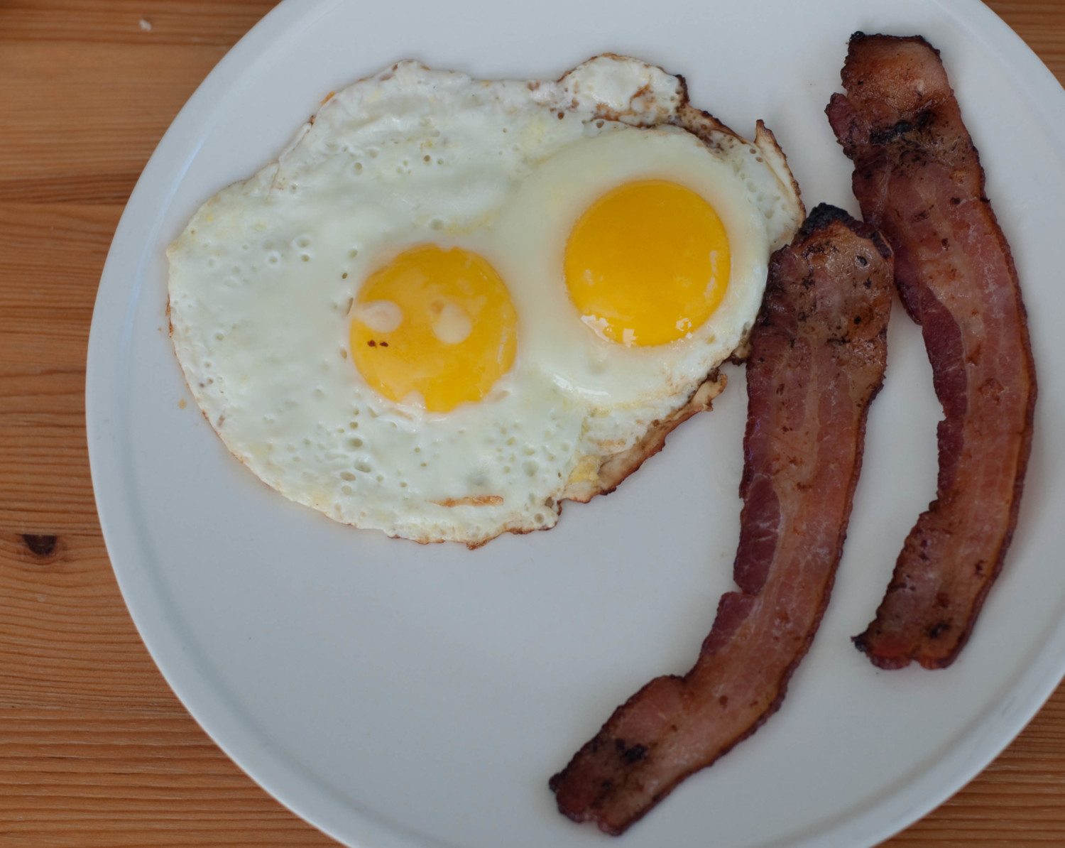 eggs and meat photo