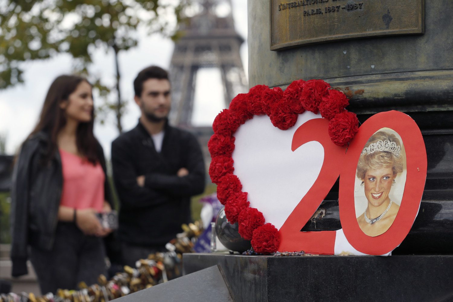 Tribute to Princess Diana At the Flame of Liberty Statue, Near Pont De L'Alma In Paris