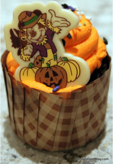 Disney Halloween cupcake