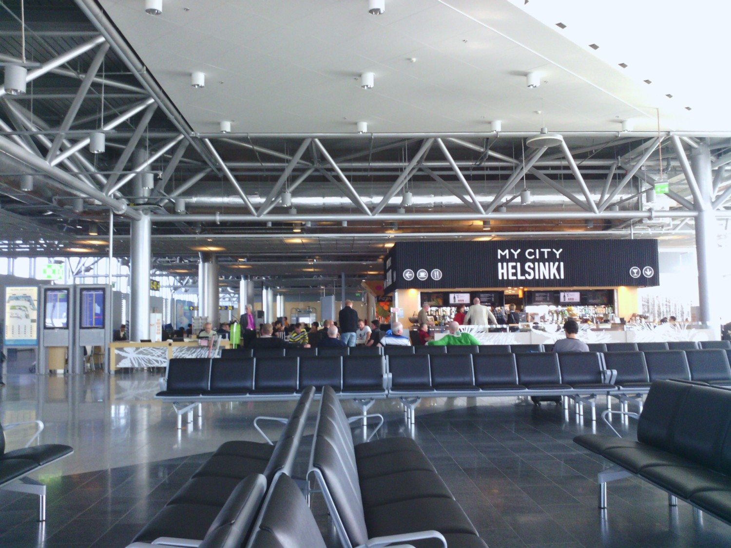 helsinki airport photo