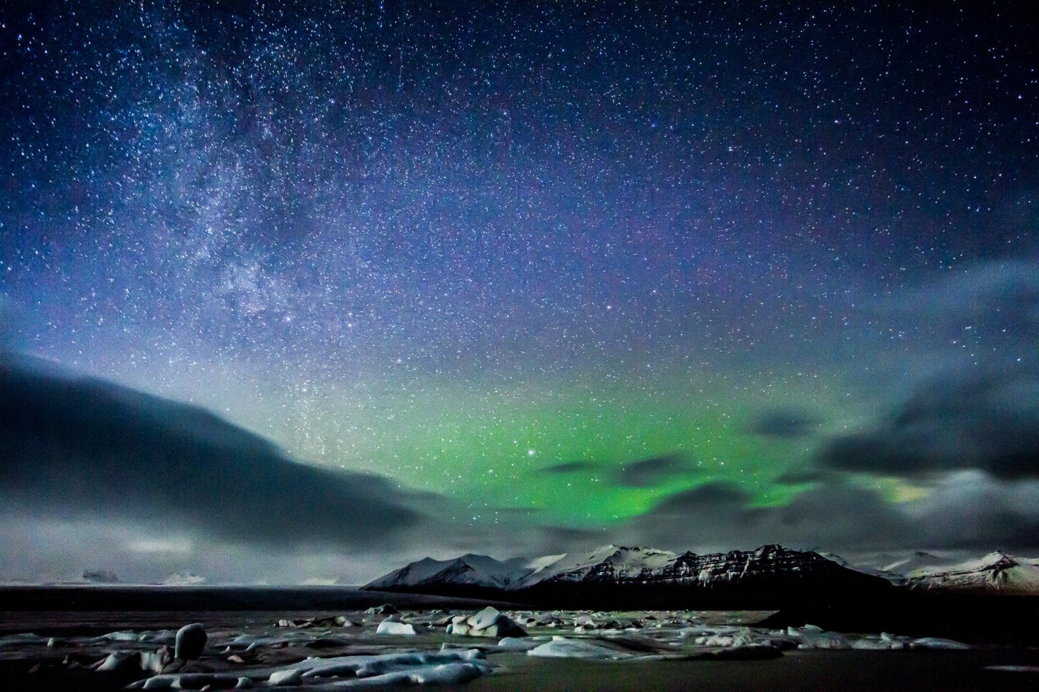 iceland northern lights photo