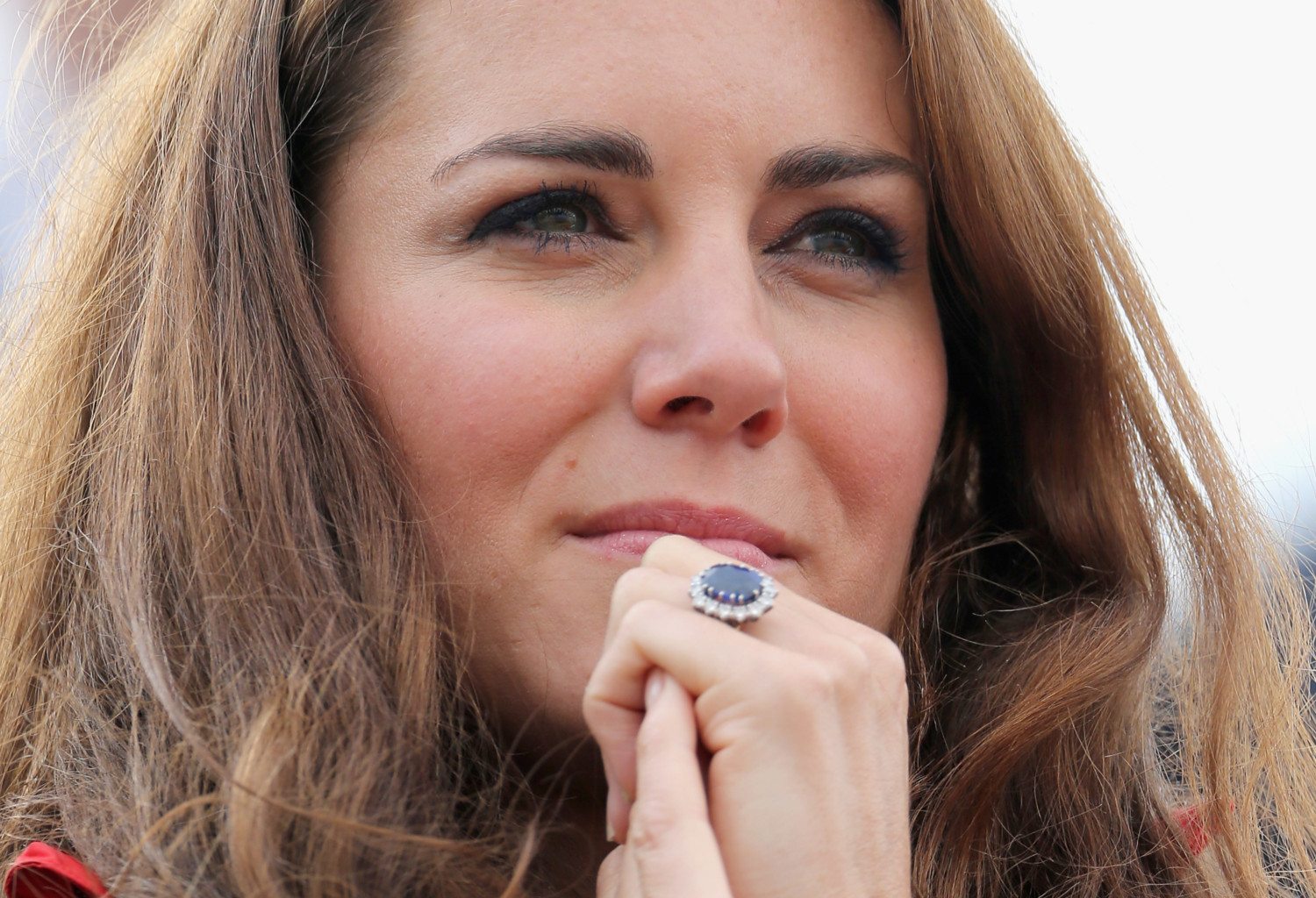 Kate Middleton engagement ring photo