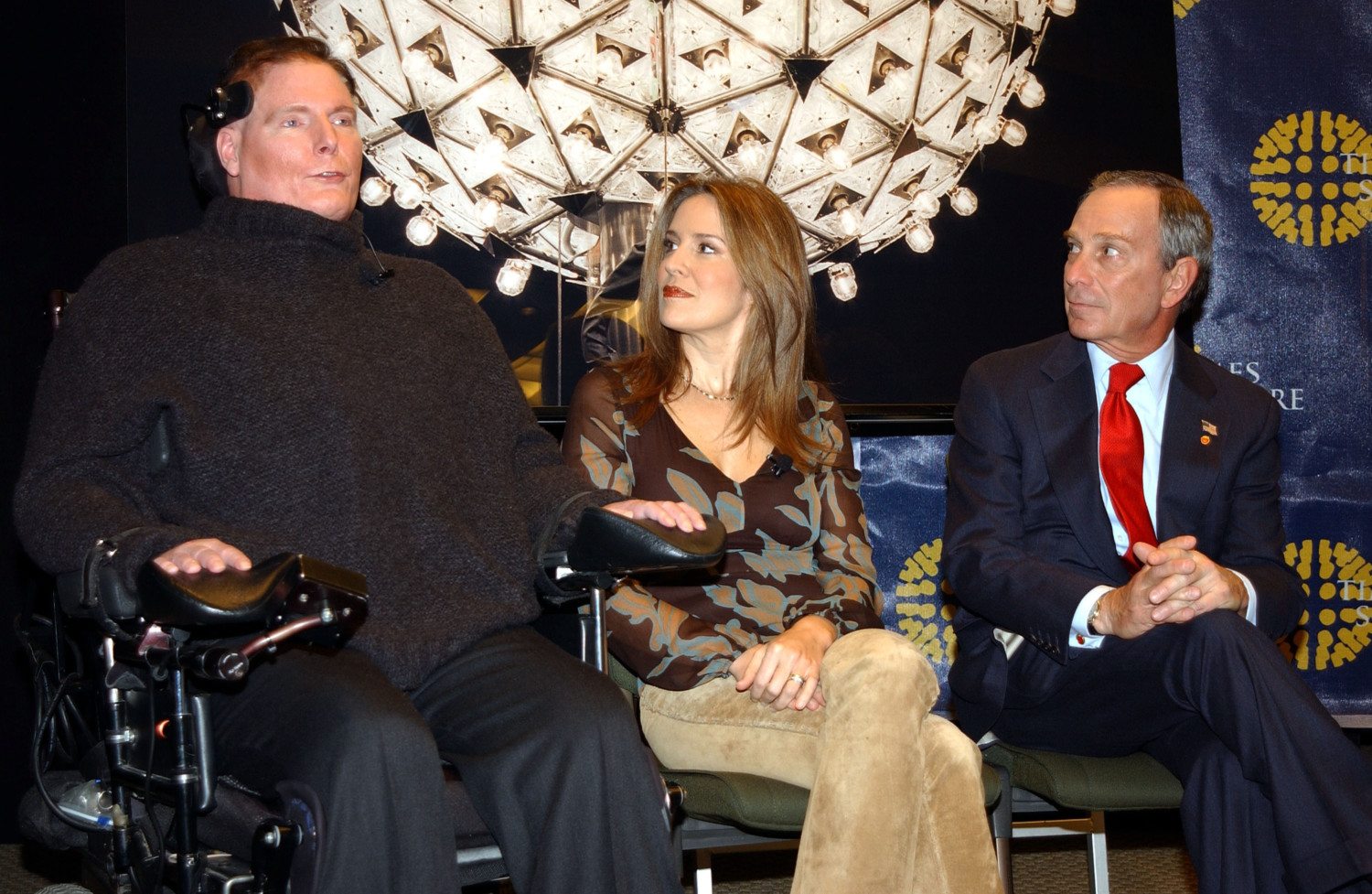 Christopher Reeve times square ball drop photo
