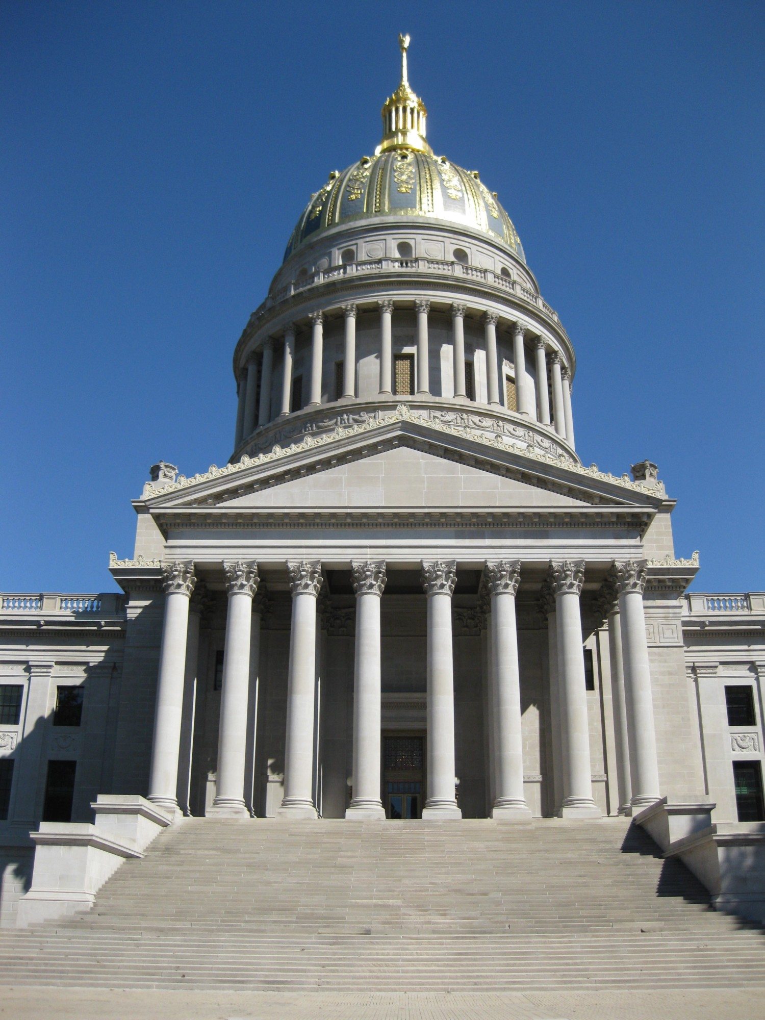 West Virginia State Capitol photo