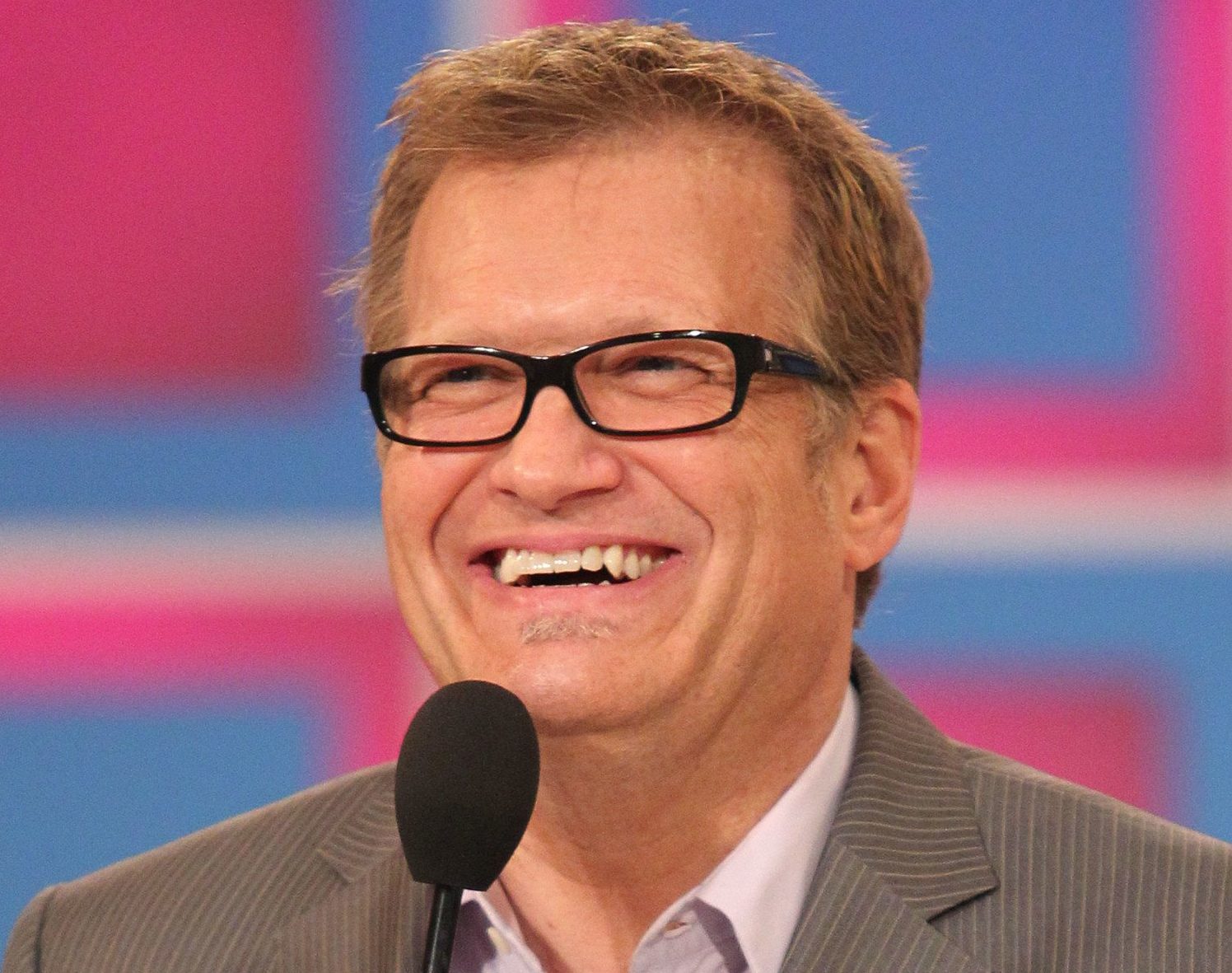 Excited 'Price Is Right' Contestant Nearly Knocks Drew Carey Off ...