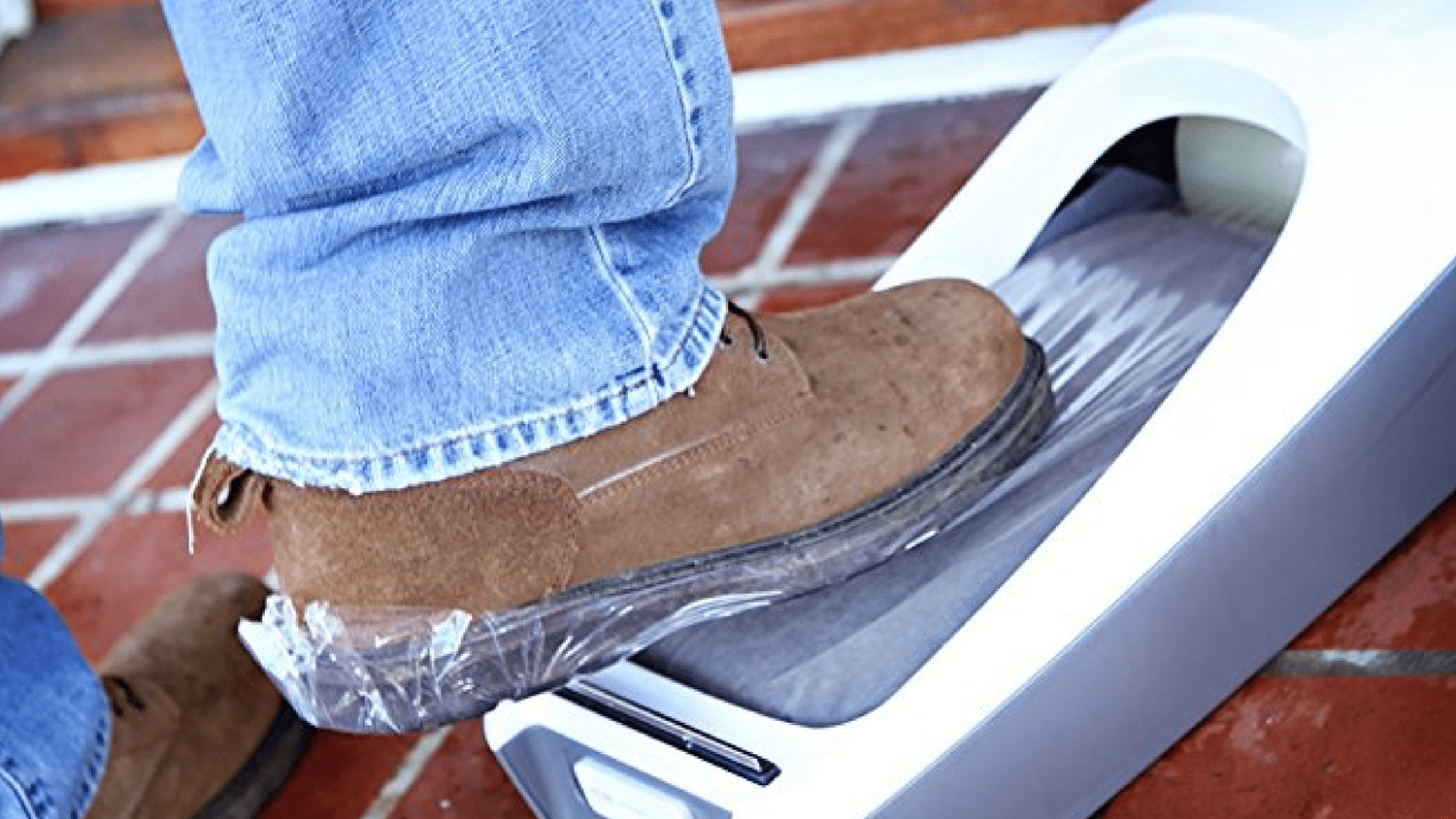 Shoe-Wrapping Devices That Keep Floors 