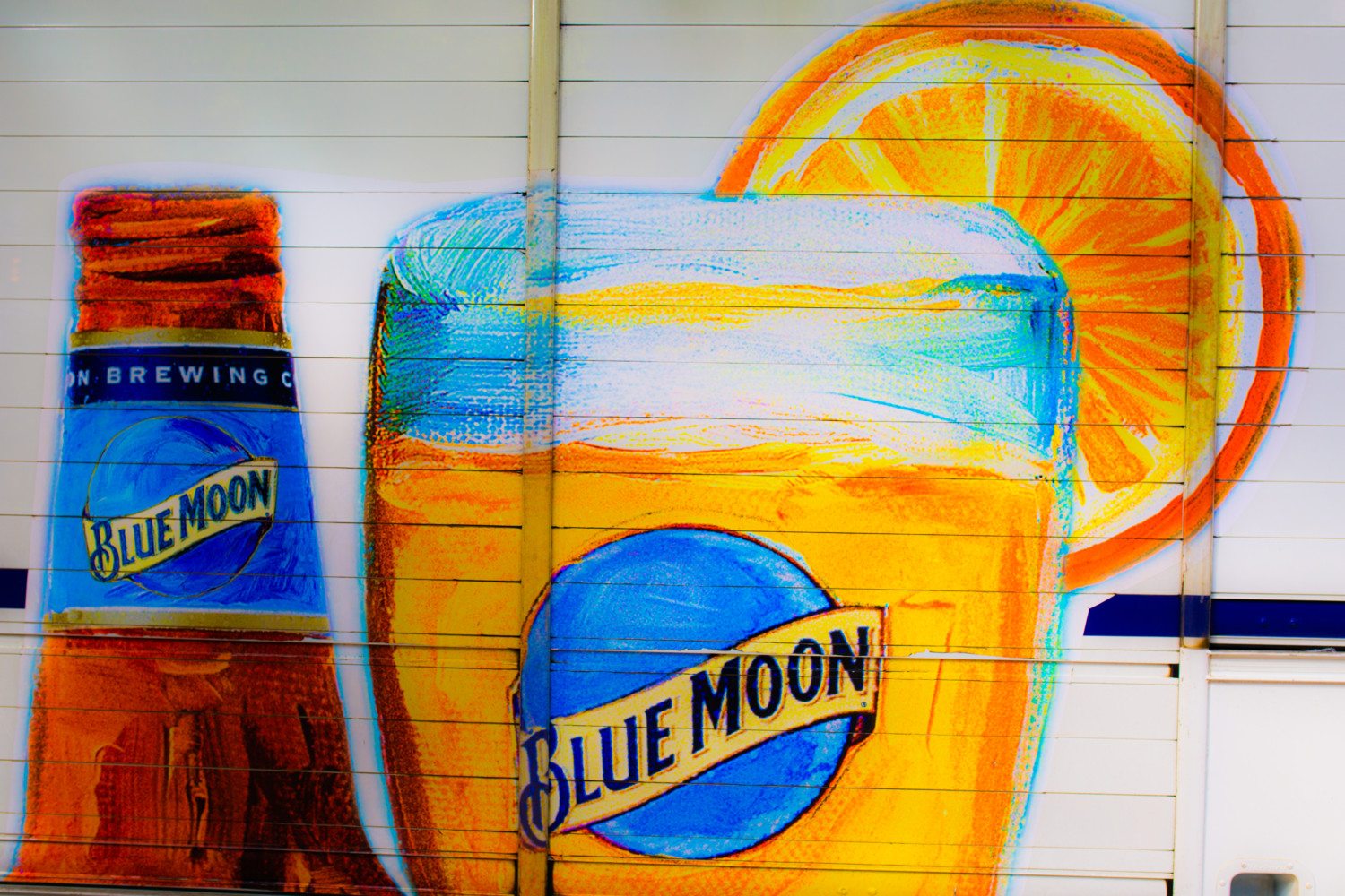 blue moon beer photo