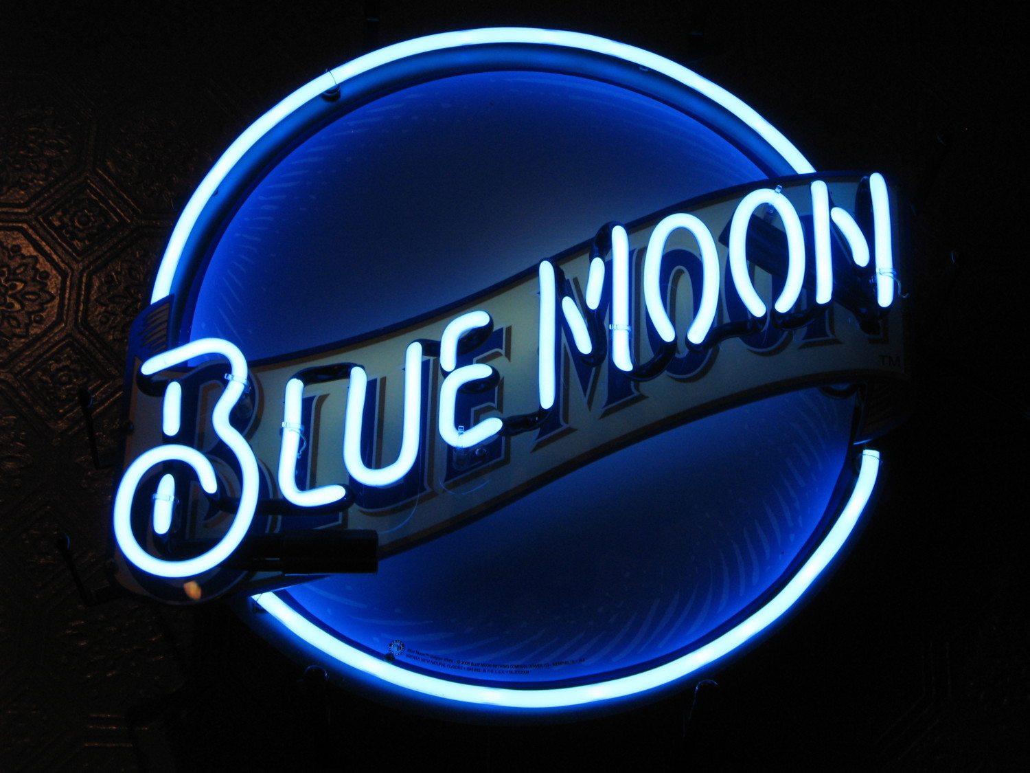 blue moon beer photo