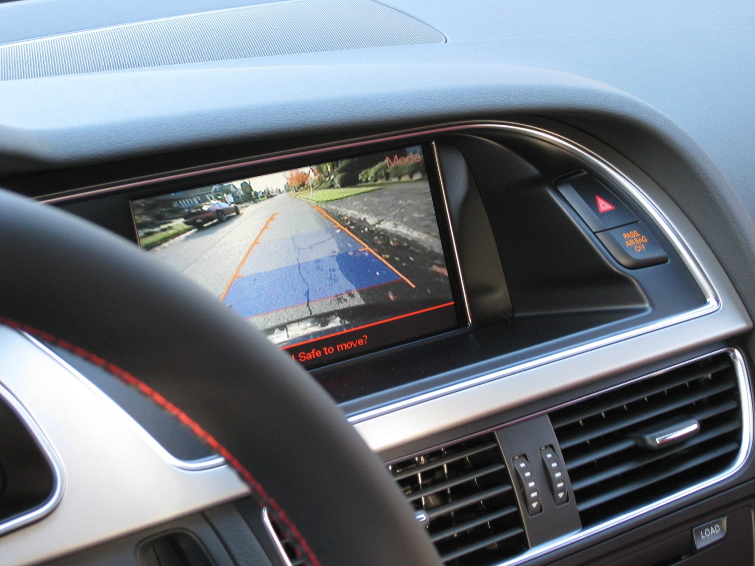 Audi S5: PDC and backup camera