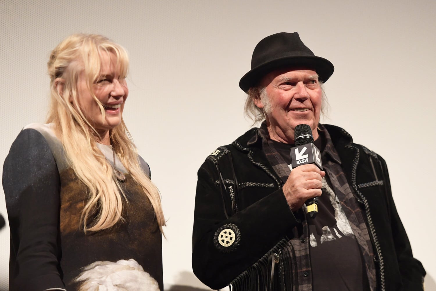 daryl hannah neil young photo
