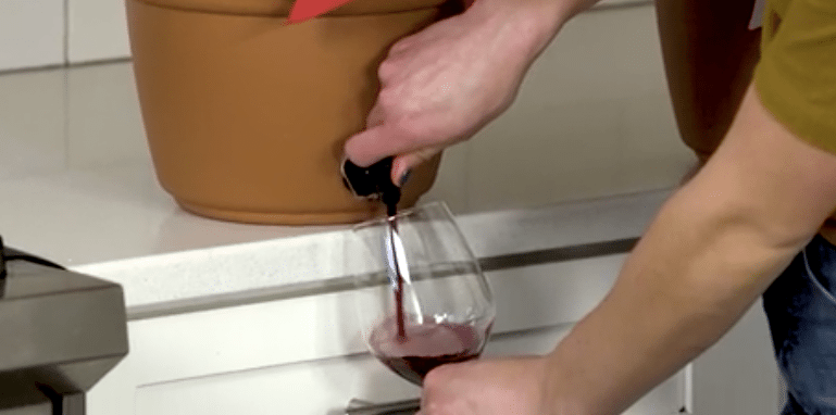 Flower pot wine keg