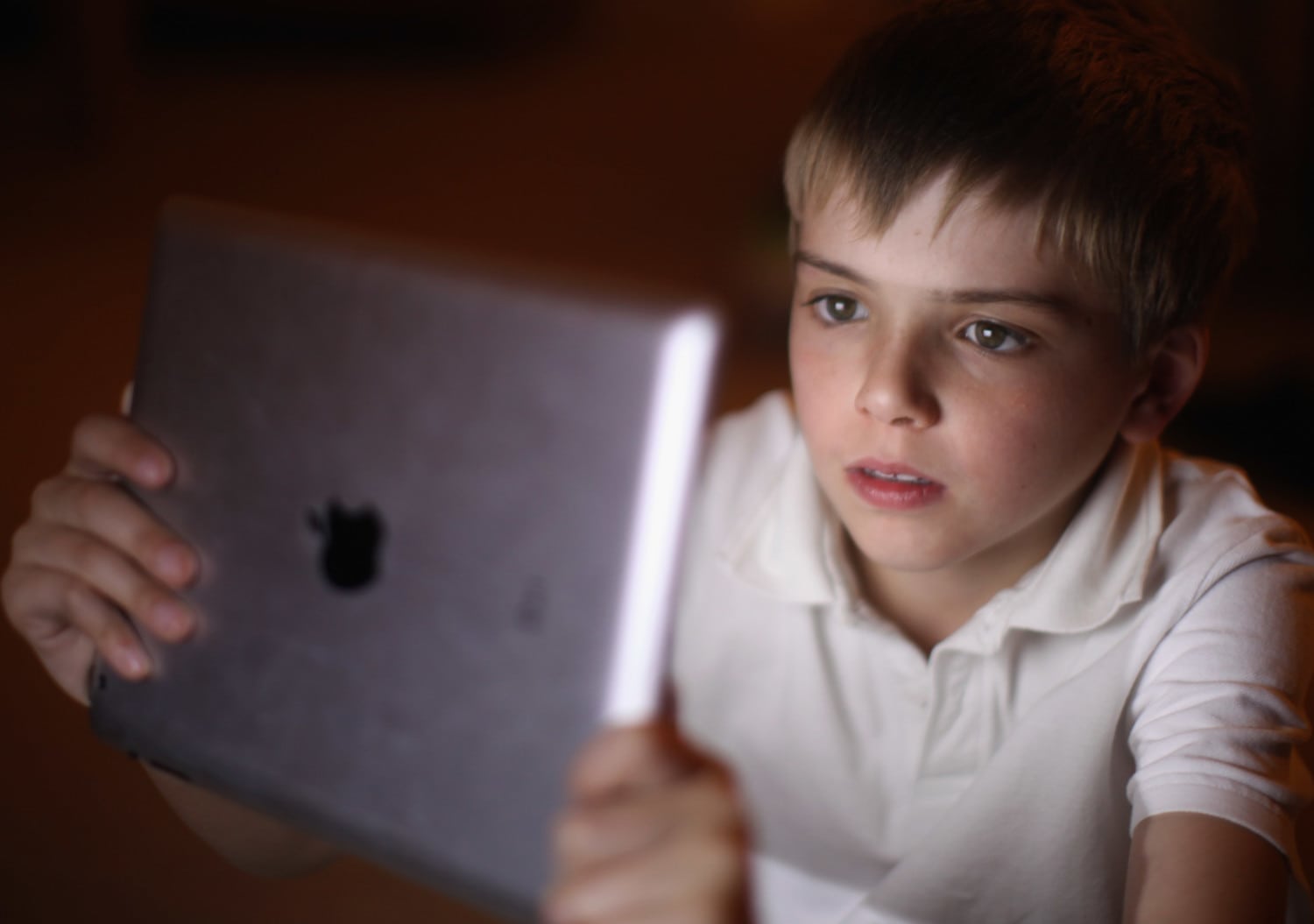 kids on apple computers photo