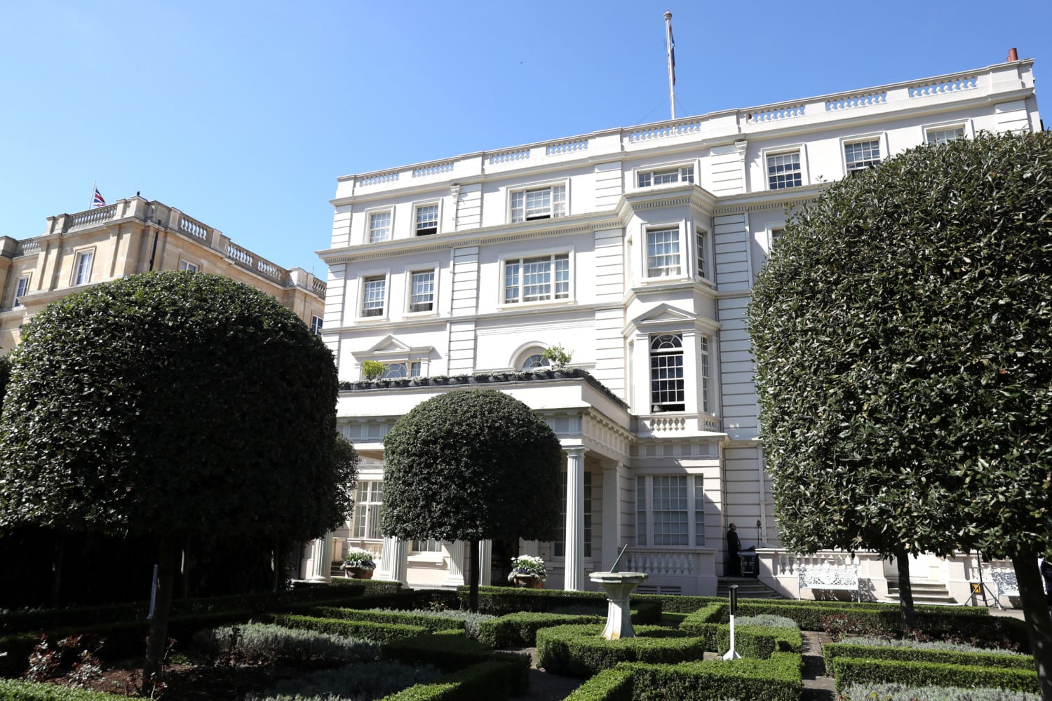 Clarence House in London photo