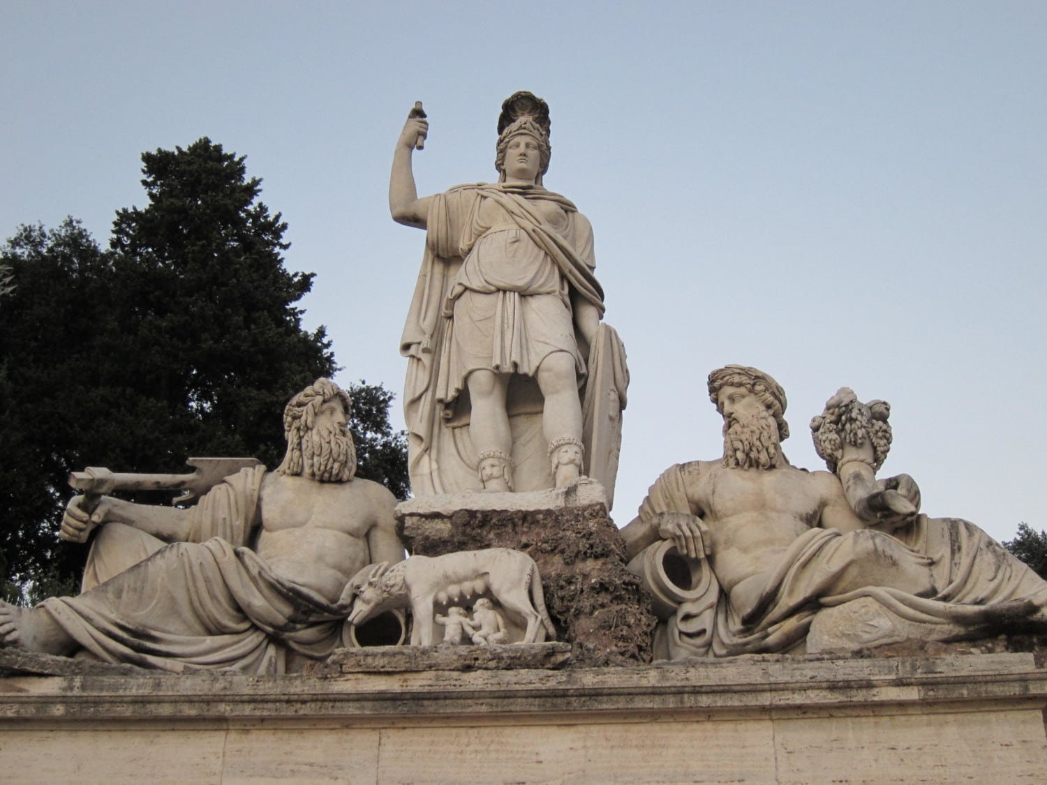 rome statue photo