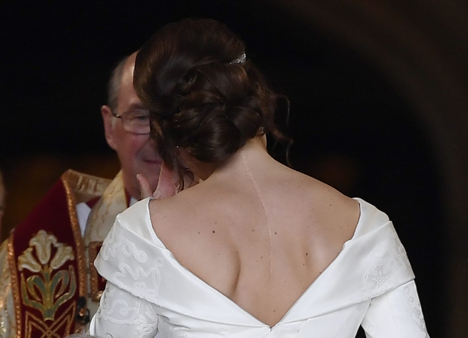 Princess Eugenie wedding dress photo