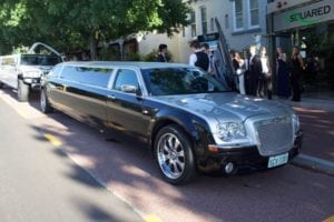 Chrysler 300c stretch limousine