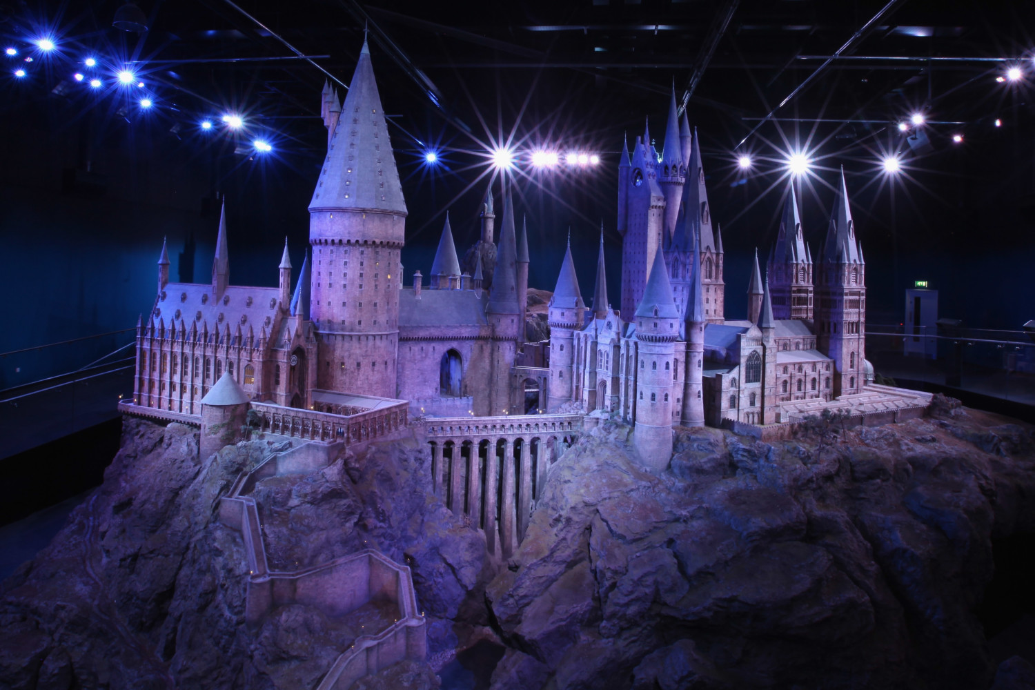 Here's What It Would Cost To Build Hogwarts - Simplemost