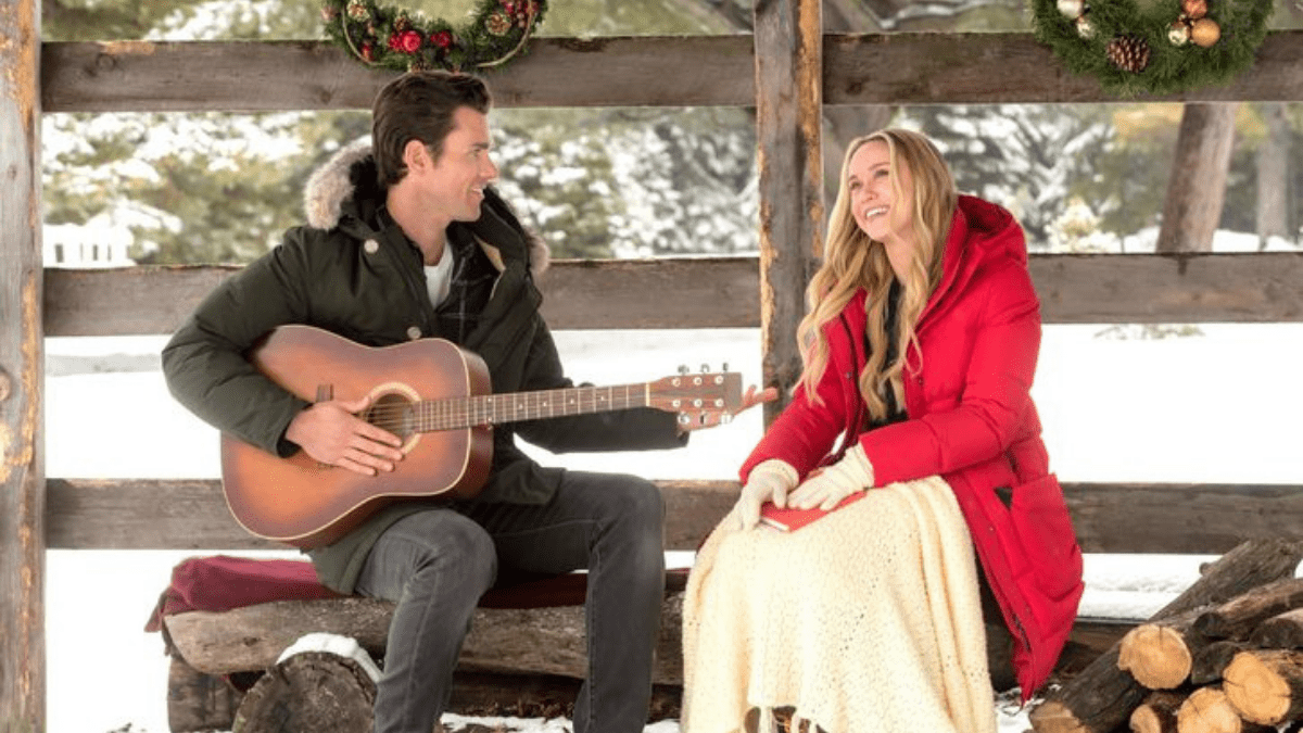 Hallmark Will Air 40 New Christmas Movies In 2019 - Simplemost