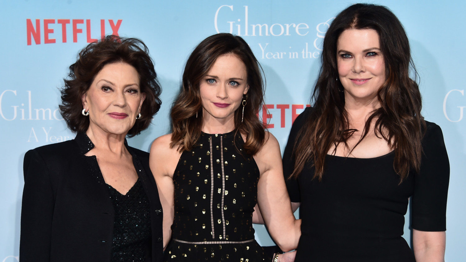 Premiere Of Netflix's 'Gilmore Girls: A Year In The Life' - Arrivals